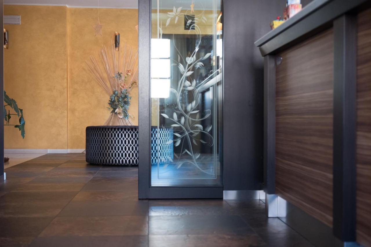 T'Ami Hotel Resort Spa Selvino Εξωτερικό φωτογραφία
